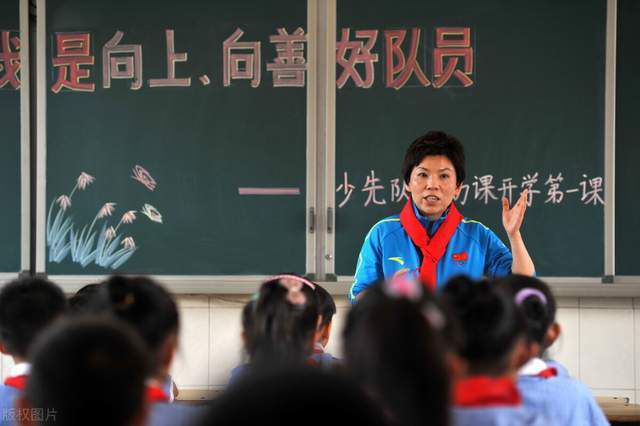 俱乐部将于近期赴华同中国球队进行比赛，我们希望未来同中国足球界扩大交流与合作。